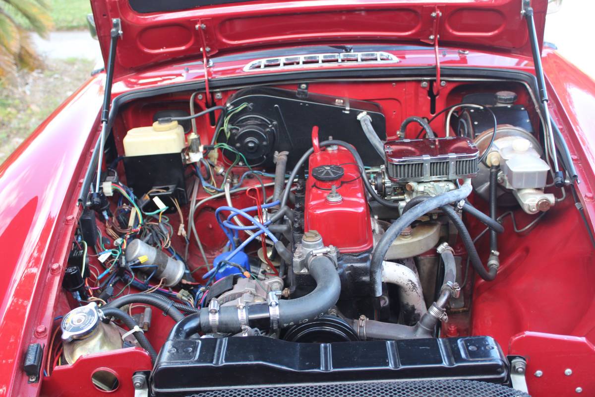 Mgb-convertible-1980-red-2