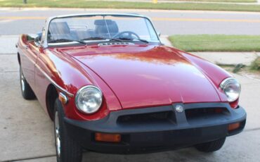 Mgb-convertible-1980-red-21