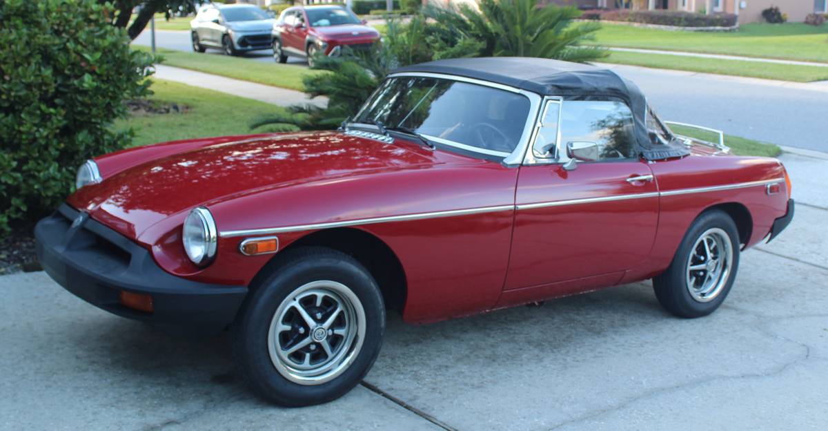 Mgb-convertible-1980-red-9