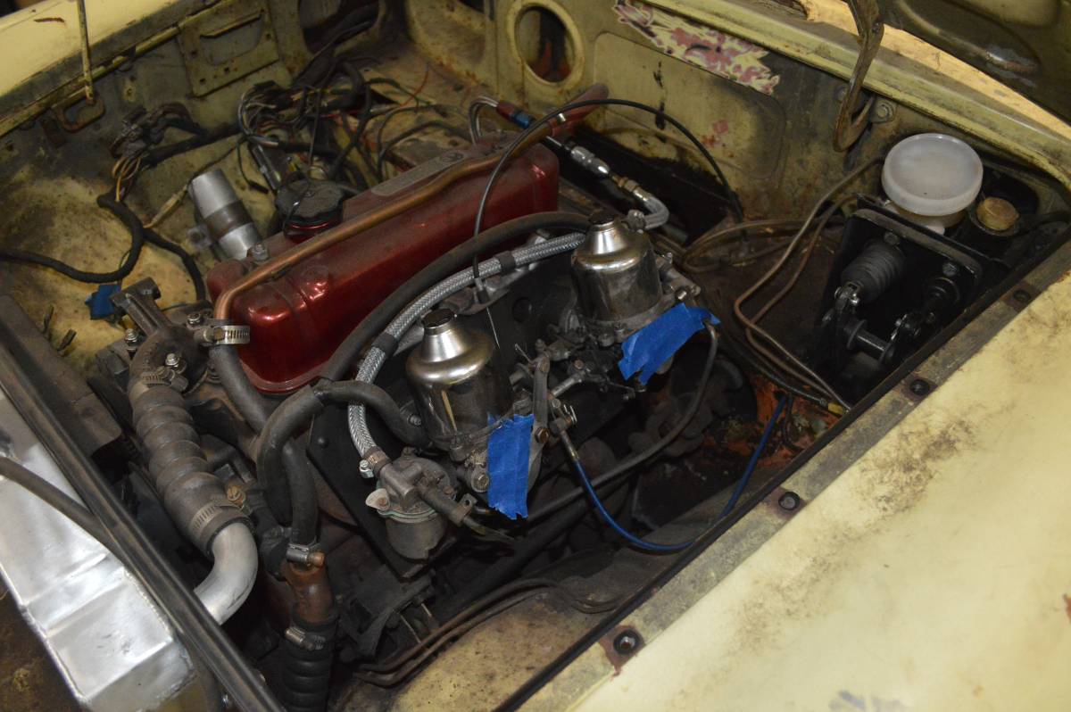 Mgb-gt-1969-yellow-4