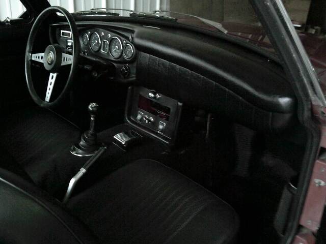 Mgb-gt-1970-9