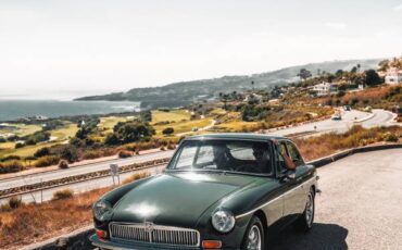 Mgb-gt-1973-green-1