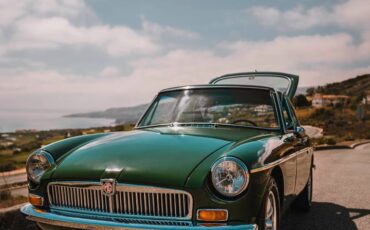 Mgb-gt-1973-green-2