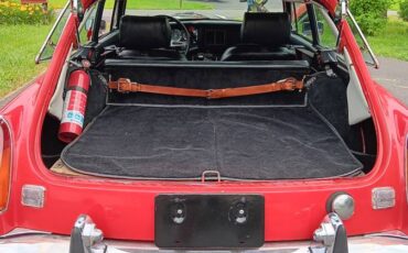 Mgb-gt-1973-red-11