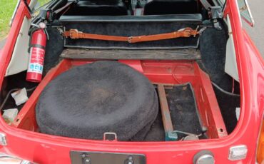 Mgb-gt-1973-red-13