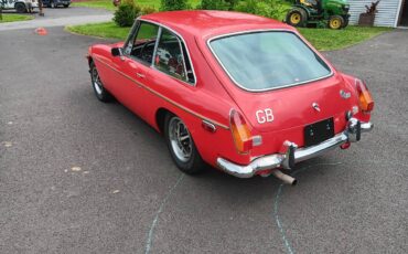 Mgb-gt-1973-red-5