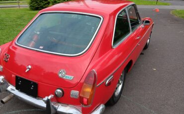 Mgb-gt-1973-red-6