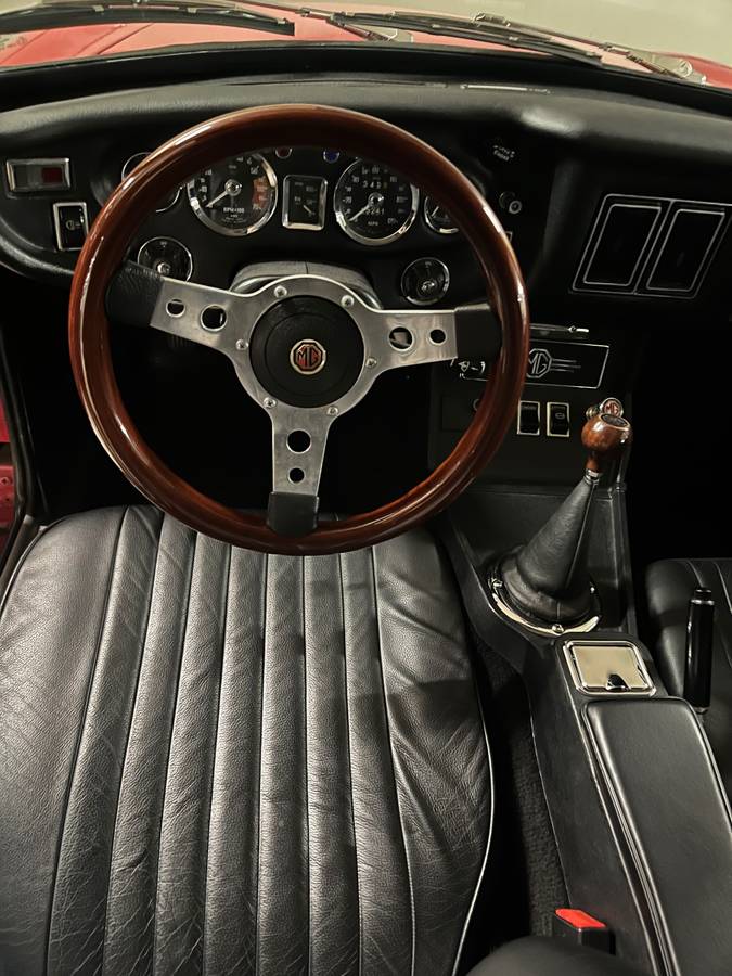 Mgb-gt-red-1974-red-4