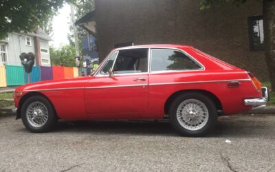 Mgb gt red 1974