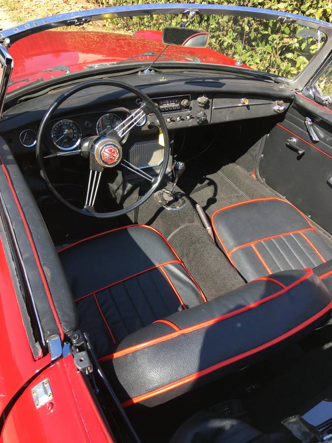 Mgb-roadster-1965-red-1