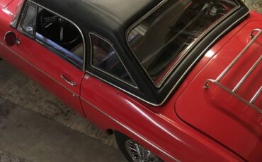 Mgb-roadster-1965-red-11
