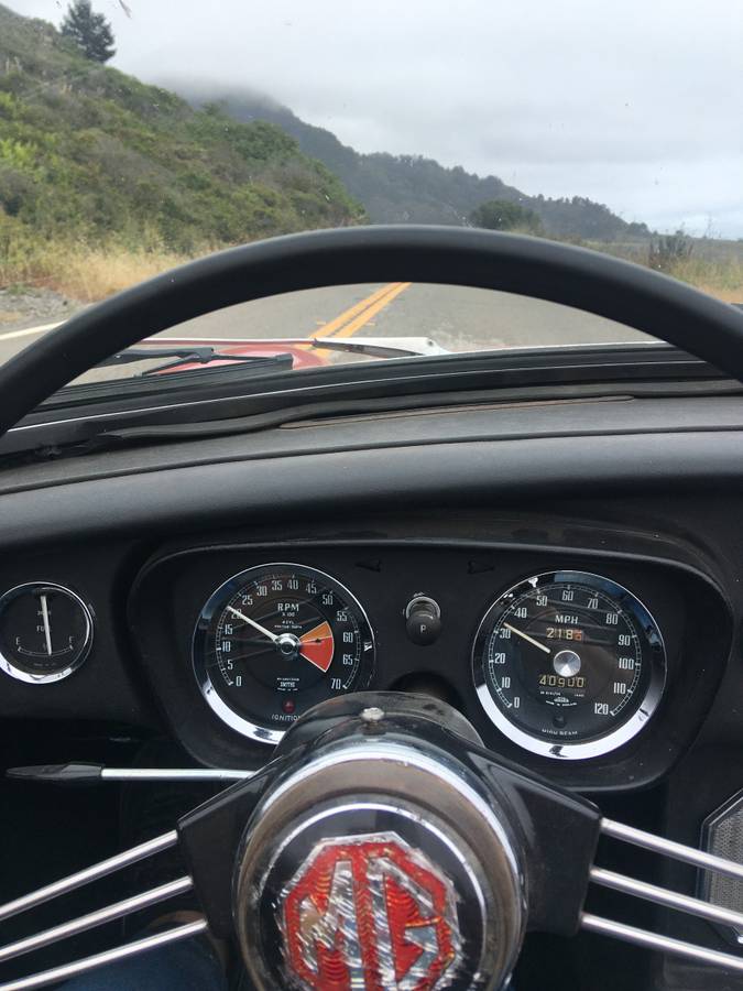 Mgb-roadster-1965-red-13