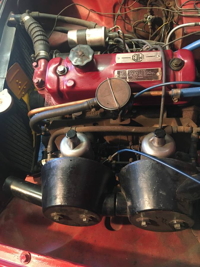 Mgb-roadster-1965-red-5