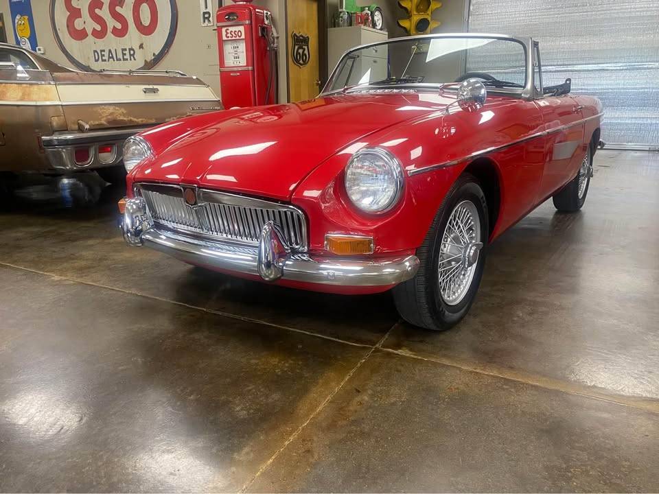 Mgb-roadster-1966-red-11