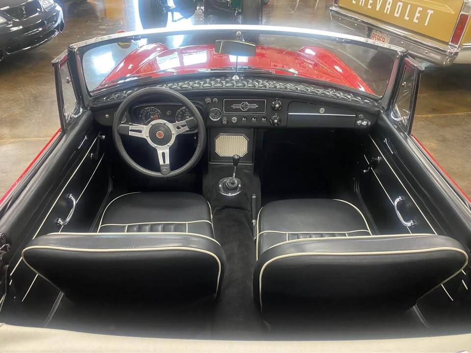 Mgb-roadster-1966-red-12