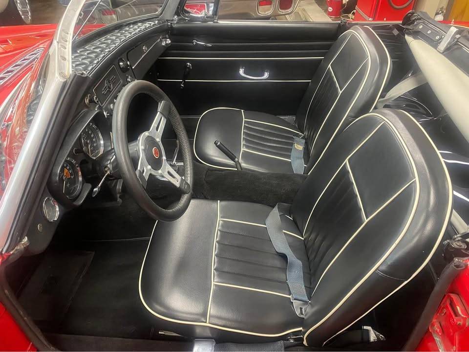 Mgb-roadster-1966-red-13
