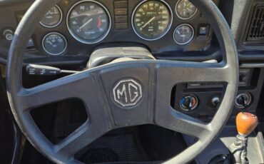 Mgb-roadster-1978-yellow-5