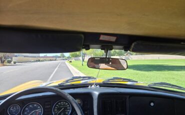 Mgb-roadster-1978-yellow-6