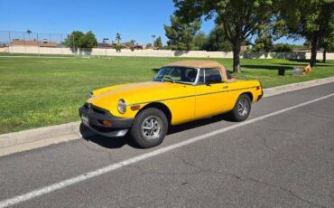 Mgb-roadster-1978-yellow-8