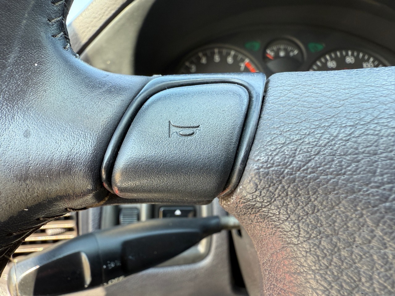 Mitsubishi-3000GT-1994-Coupe-12