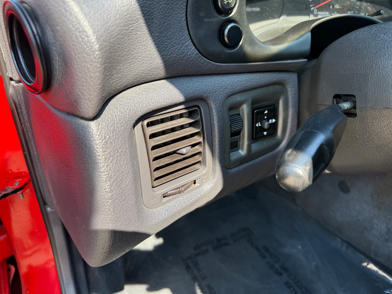 Mitsubishi-3000GT-1994-Coupe-14