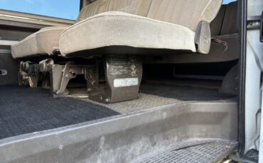 Mitsubishi-Delica-4WD.-Diesel-Turbo.-Automatic.-1990-Minivan-15