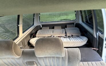 Mitsubishi-Delica-4WD.-Diesel-Turbo.-Automatic.-1990-Minivan-24