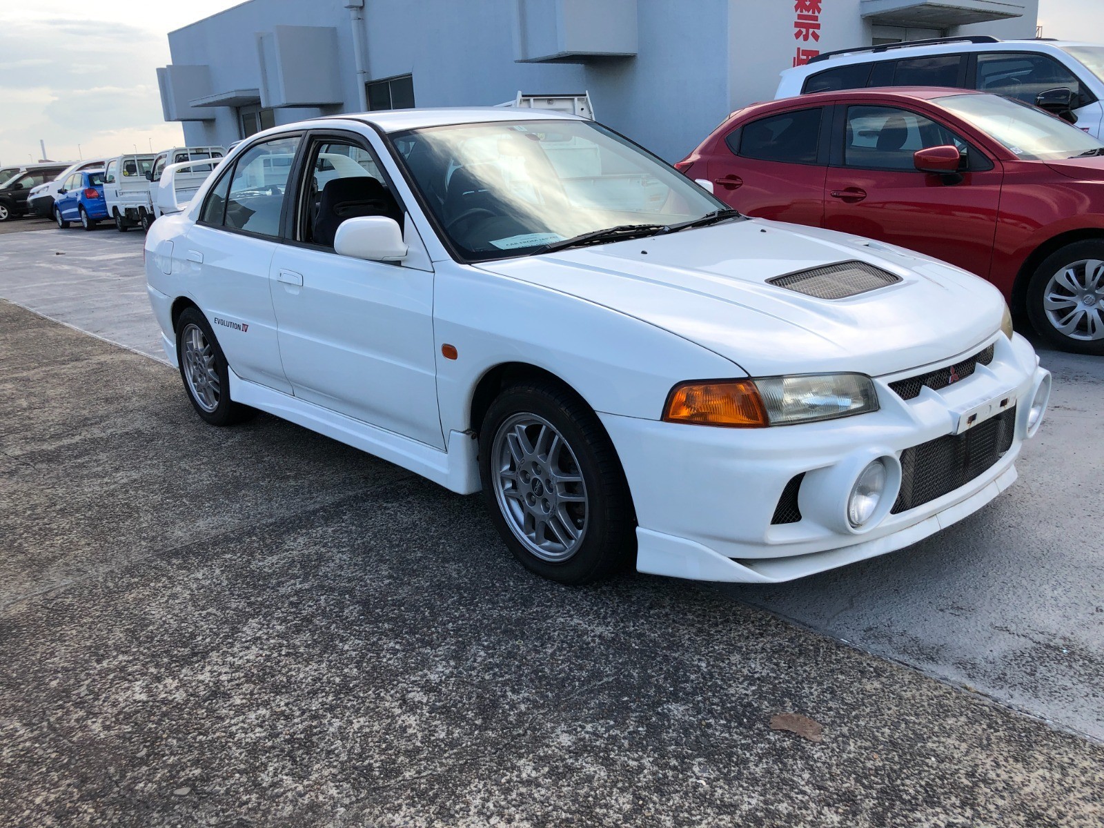 Mitsubishi-Lancer-1996-Sedan-3