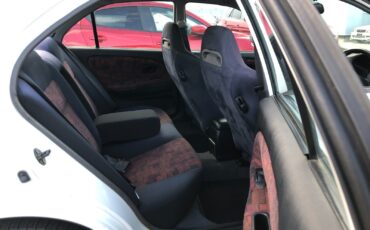 Mitsubishi-Lancer-1996-Sedan-5