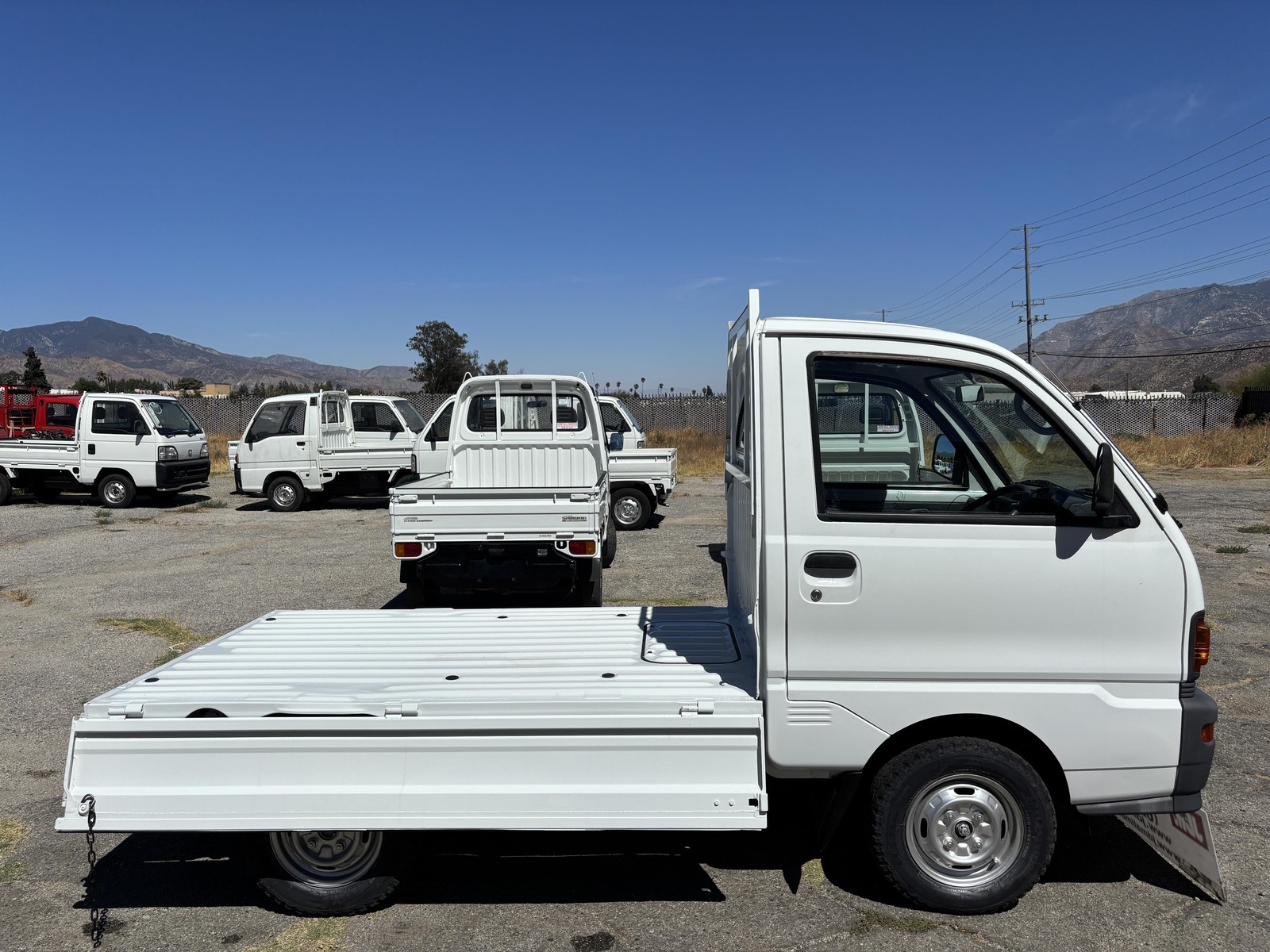 Mitsubishi-Minicab-1996-Truck-10
