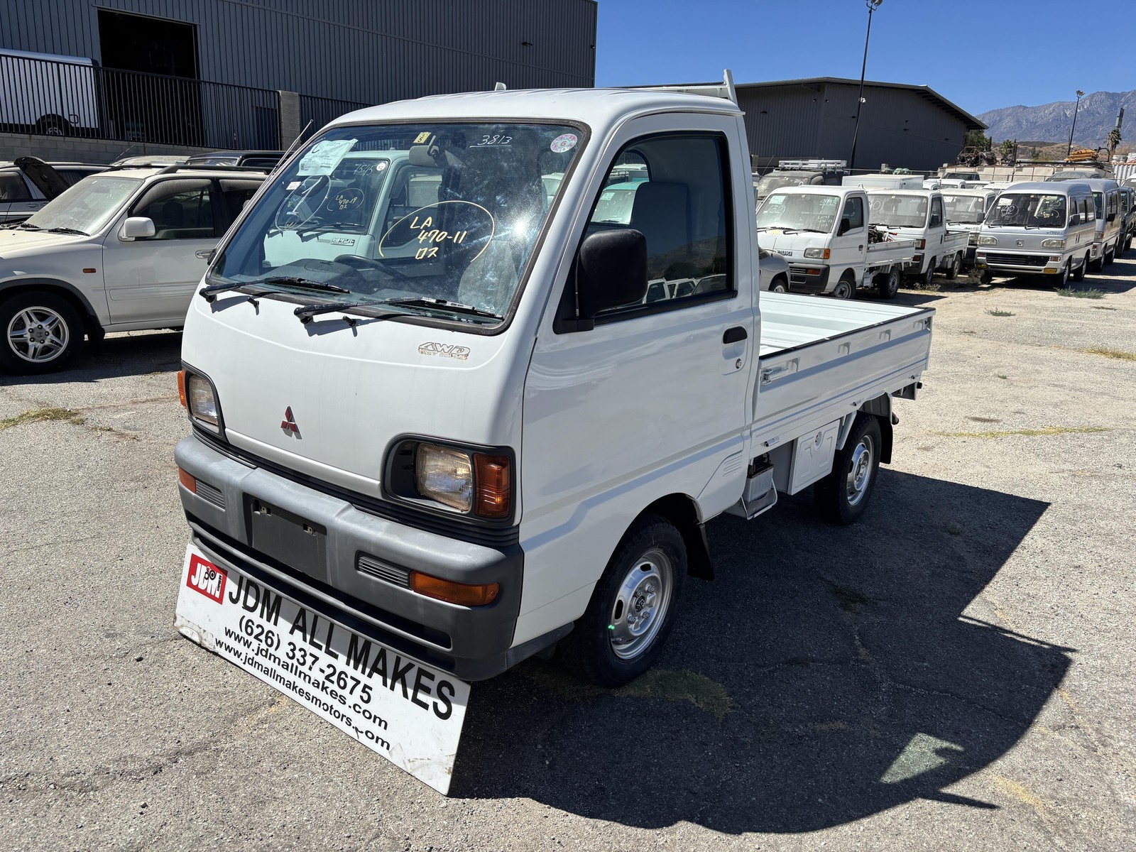 Mitsubishi-Minicab-1996-Truck-2