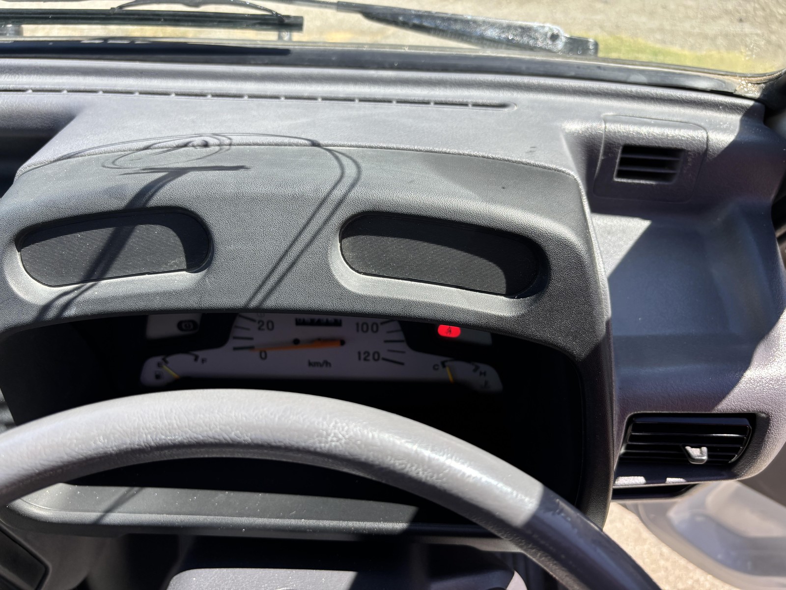 Mitsubishi-Minicab-1996-Truck-20