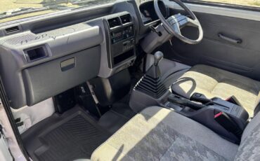 Mitsubishi-Minicab-1996-Truck-27