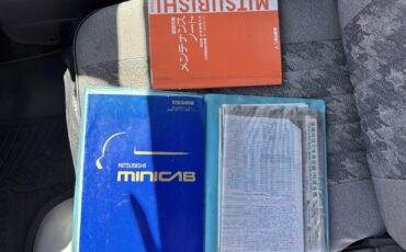Mitsubishi-Minicab-1996-Truck-29