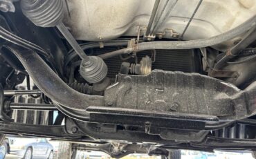 Mitsubishi-Minicab-1996-Truck-38