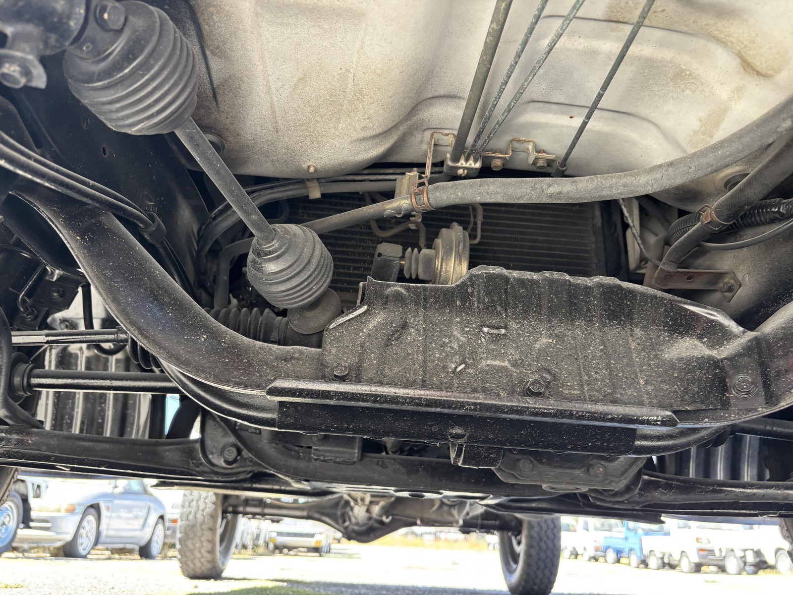 Mitsubishi-Minicab-1996-Truck-38