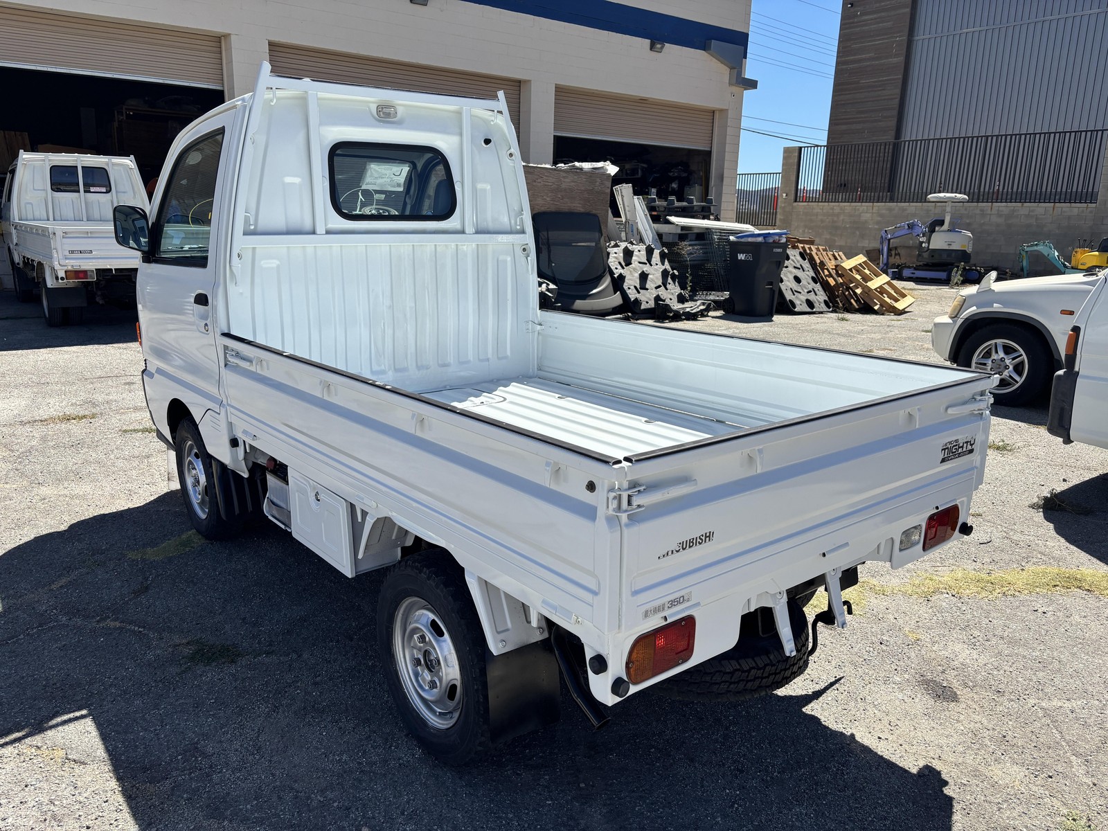 Mitsubishi-Minicab-1996-Truck-4