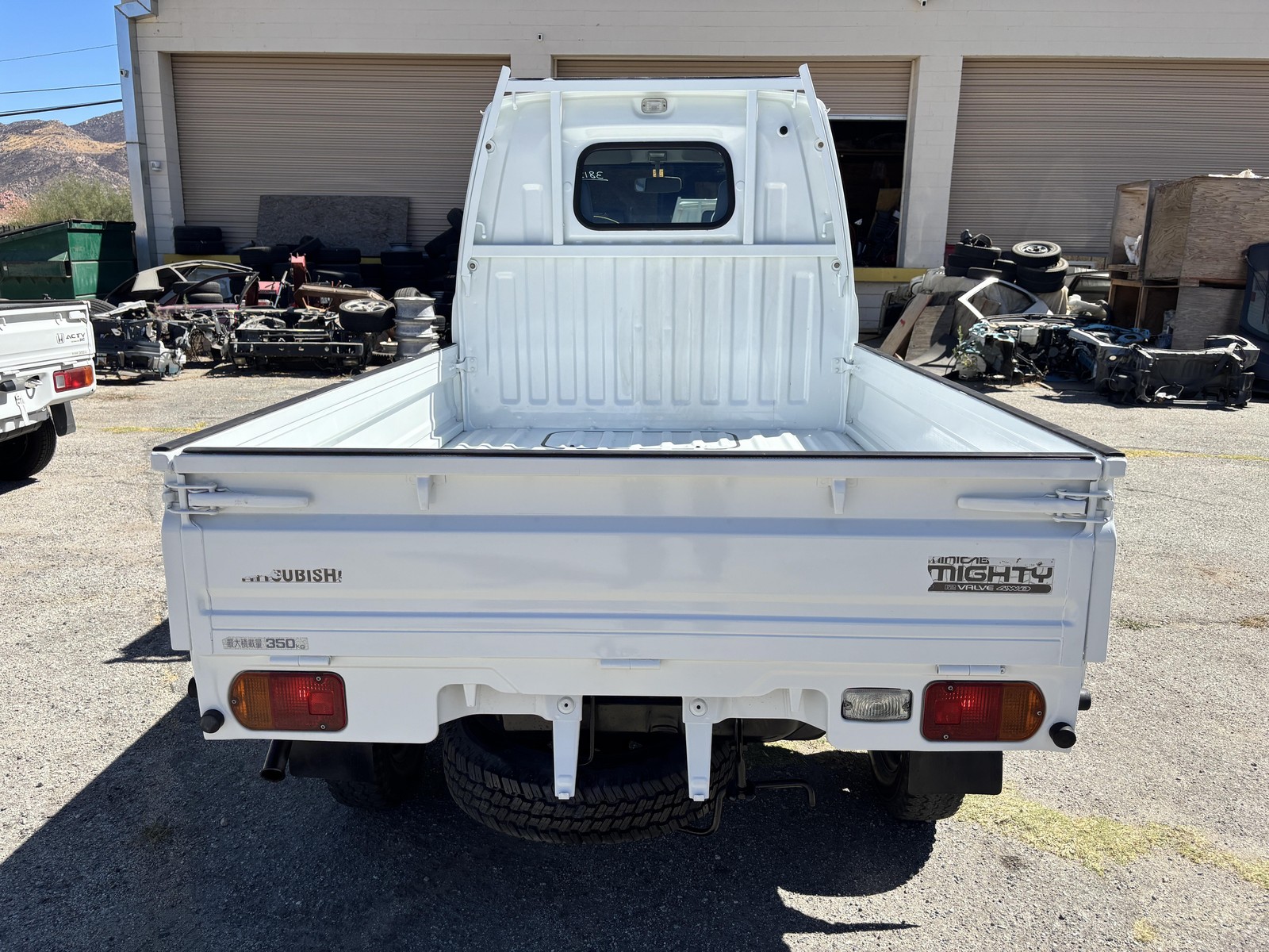 Mitsubishi-Minicab-1996-Truck-5