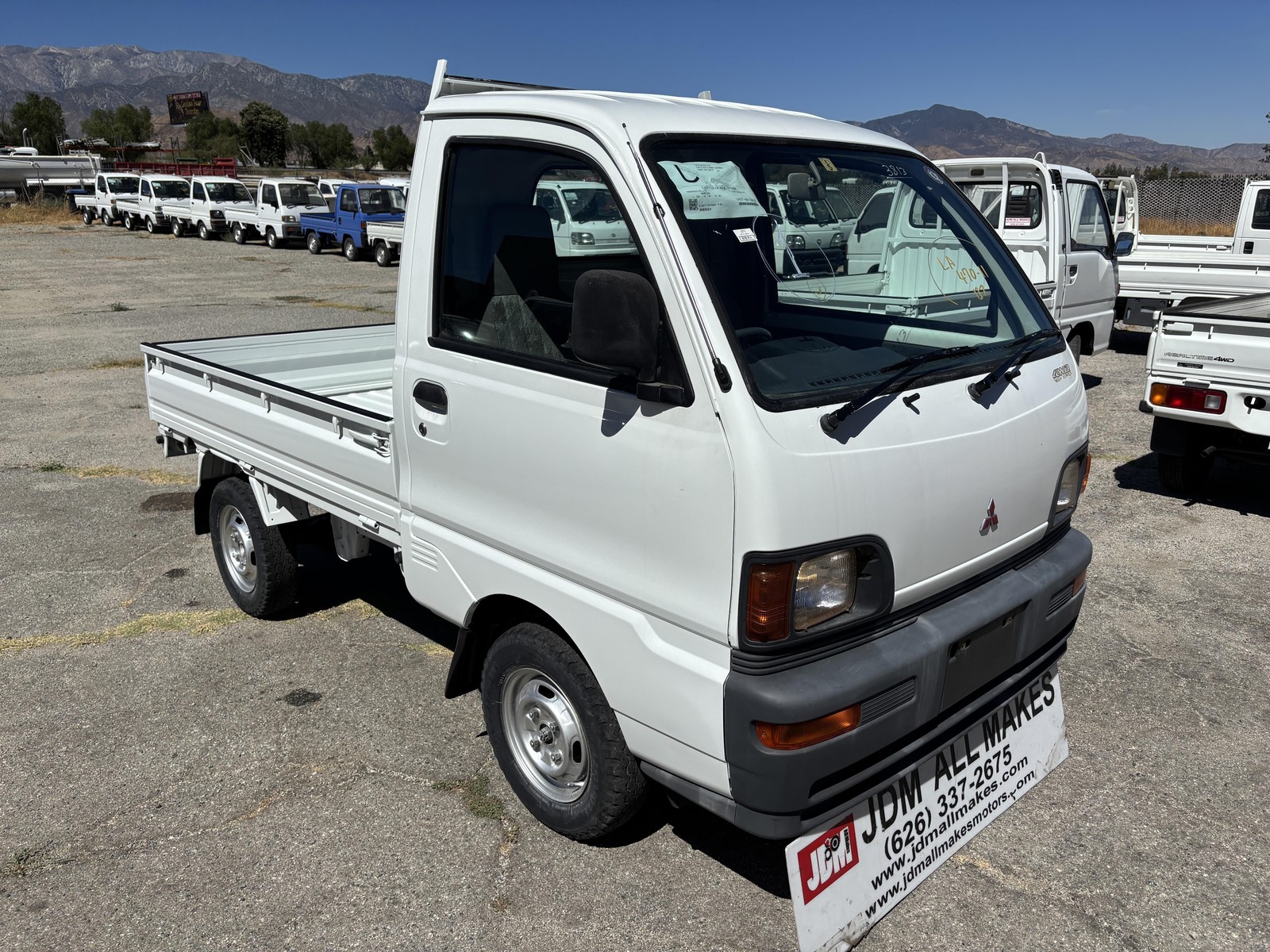 Mitsubishi-Minicab-1996-Truck