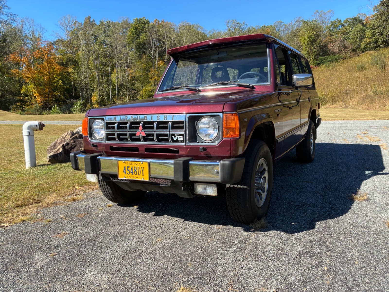 Mitsubishi-Montero-1991-SUV-1