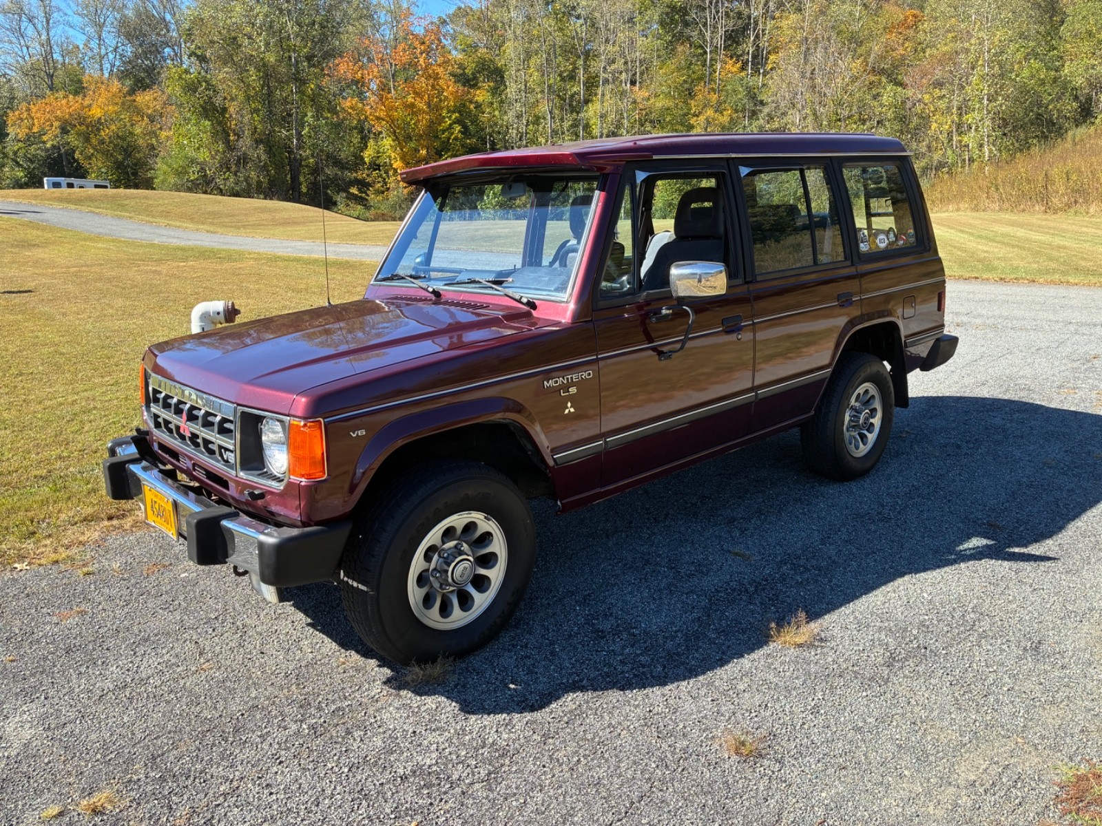 Mitsubishi-Montero-1991-SUV