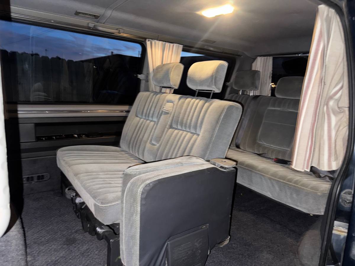 Mitsubishi-delica-diesel-1991-blue-11