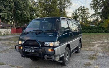 Mitsubishi-delica-diesel-1991-blue-3