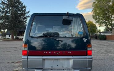 Mitsubishi-delica-diesel-1991-blue-5