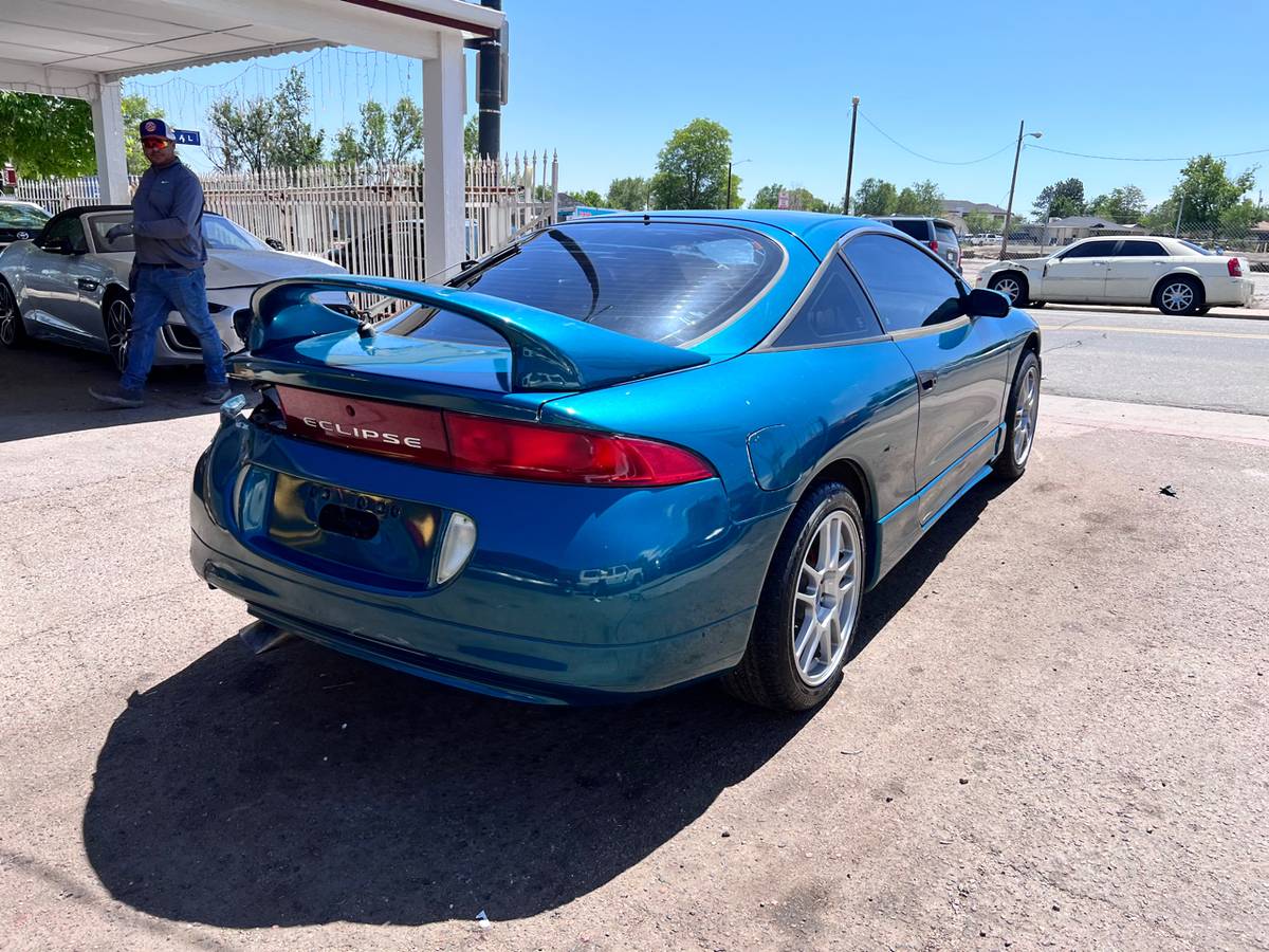 Mitsubishi-eclipse-1996-green-7