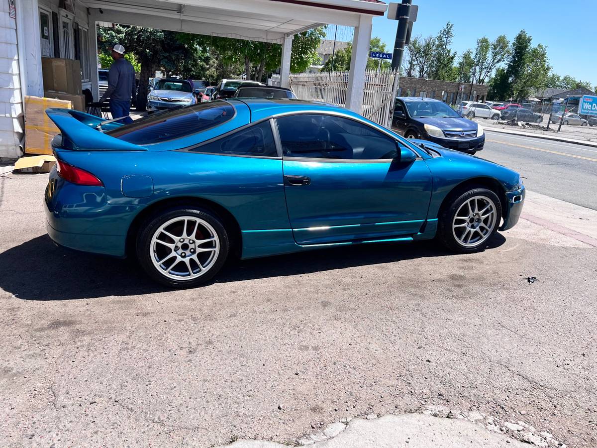 Mitsubishi-eclipse-1996-green-8