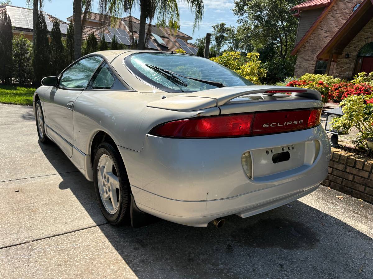 Mitsubishi-eclipse-gs-1996-19