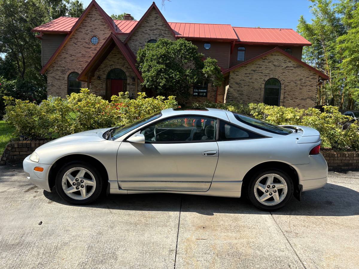Mitsubishi-eclipse-gs-1996-21