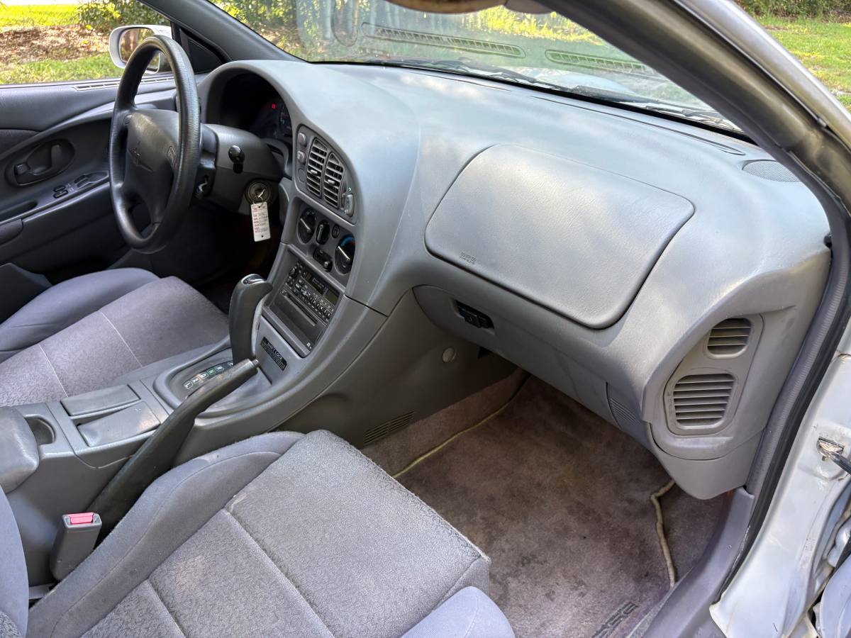 Mitsubishi-eclipse-gs-1996-6