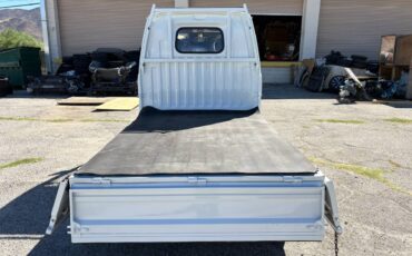 Mitsubishi-minicab-1993-white-8